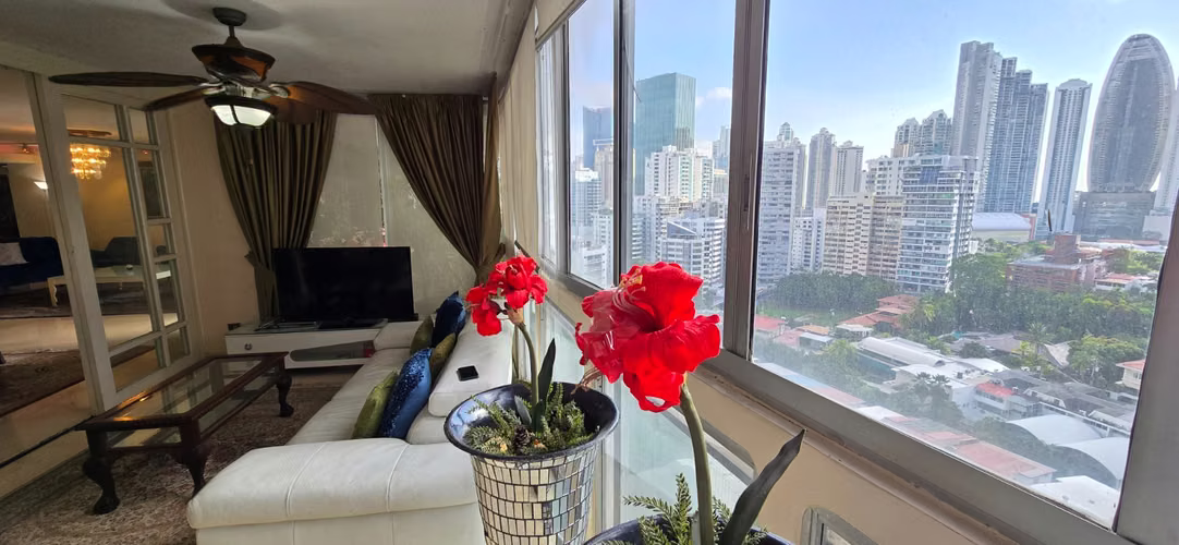 Venta de Apartamento en Punta Paitilla, PH Ritz