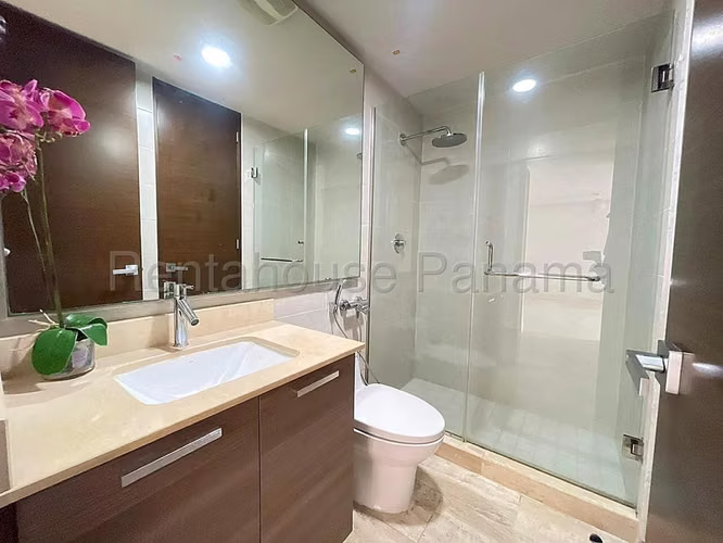 Apartamento en venta en The Regent Costa del Este