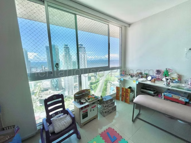 Apartamento en venta tipo loft PH Sevilla Costa del Este
