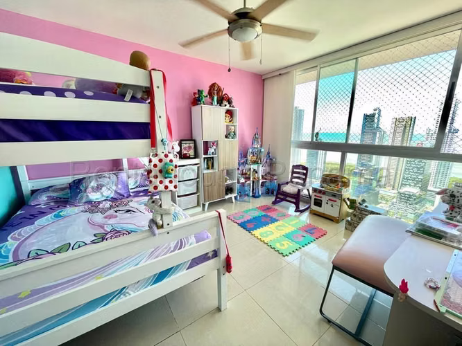 Apartamento en venta tipo loft PH Sevilla Costa del Este