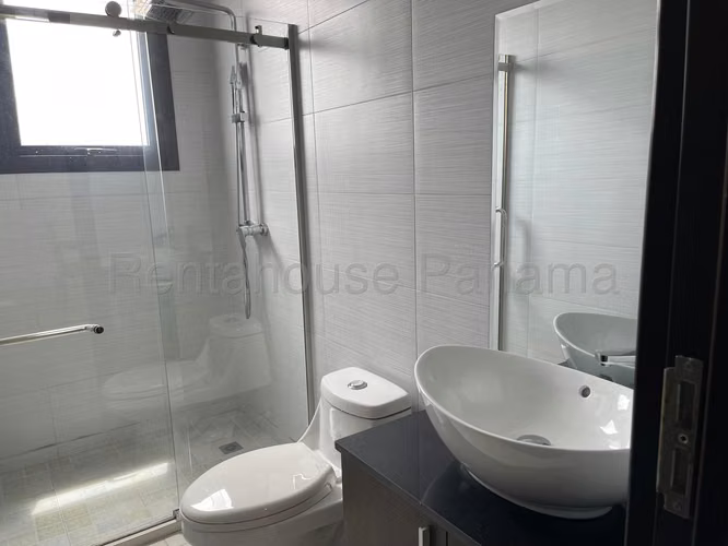 Venta de Apartamento en El Cangrejo Ph Carreras Tower Solo Cliente Directo LFC