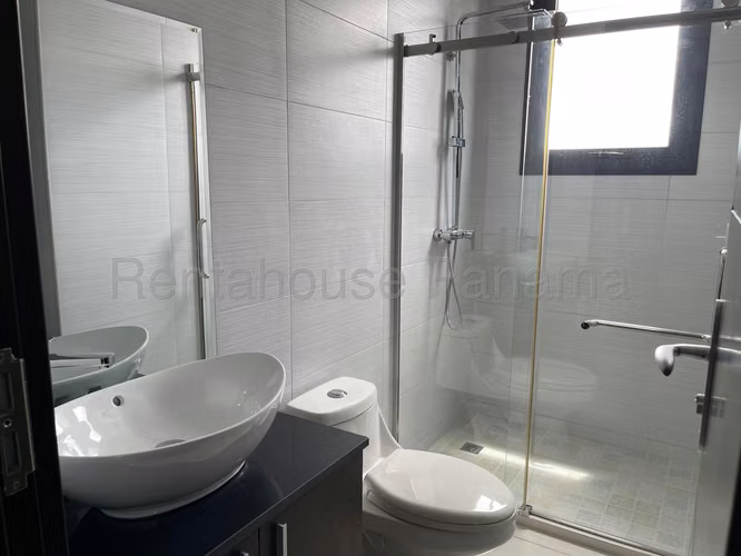 Venta de Apartamento en El Cangrejo Ph Carreras Tower Solo Cliente Directo LFC