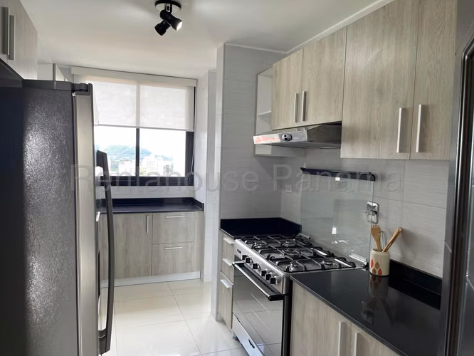 Venta de Apartamento en El Cangrejo Ph Carreras Tower Solo Cliente Directo LFC
