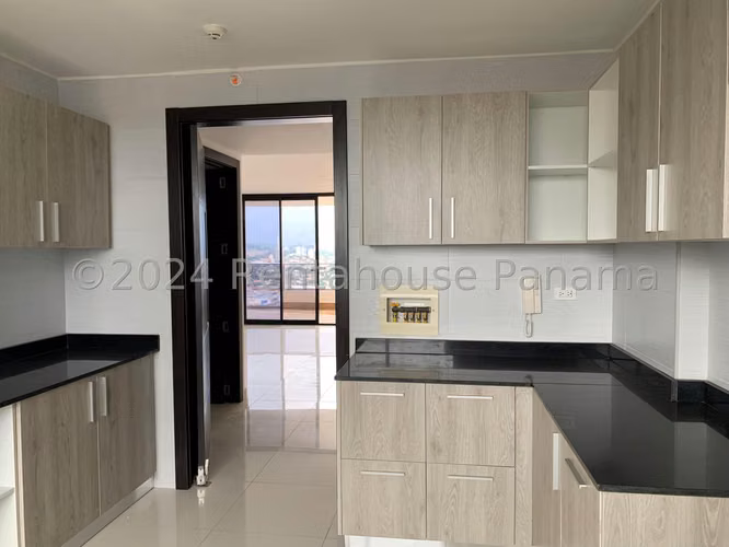 Alquiler de Apartamento en El Cangrejo Ph Carreras Tower Solo Cliente Directo LFC