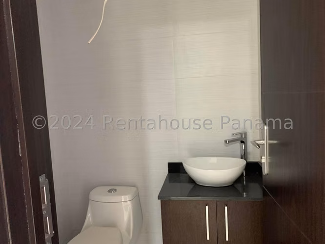 Alquiler de Apartamento en El Cangrejo Ph Carreras Tower Solo Cliente Directo LFC
