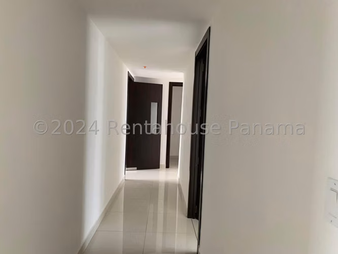 Alquiler de Apartamento en El Cangrejo Ph Carreras Tower Solo Cliente Directo LFC