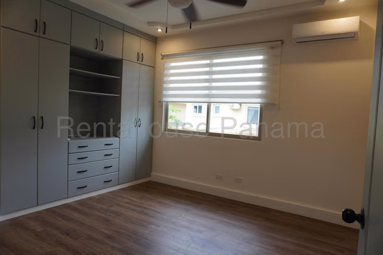 Venta de Casa en Clayton Embassy Garden Solo Cliente Directo LFC