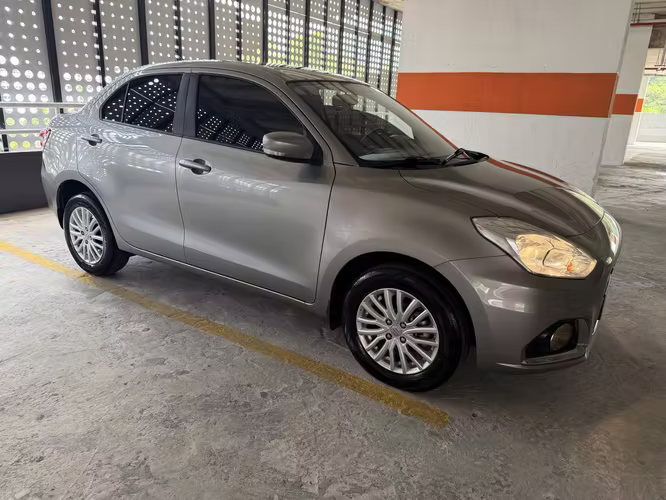 Zusuki DZire sedan  automático 25786 km