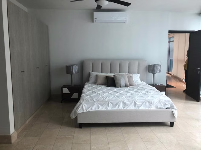 Apartamento en venta PH Grand Tower Punta Pacífica