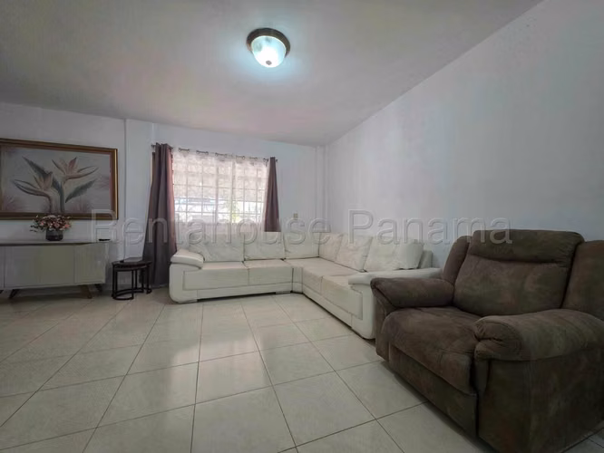 Casa en Venta en Las Cumbres RJ