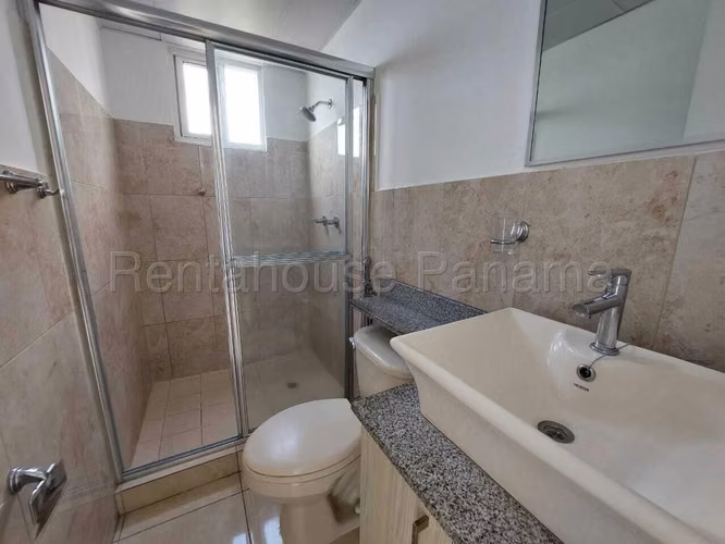 Apartamento en Alquiler en Transistmica RJ