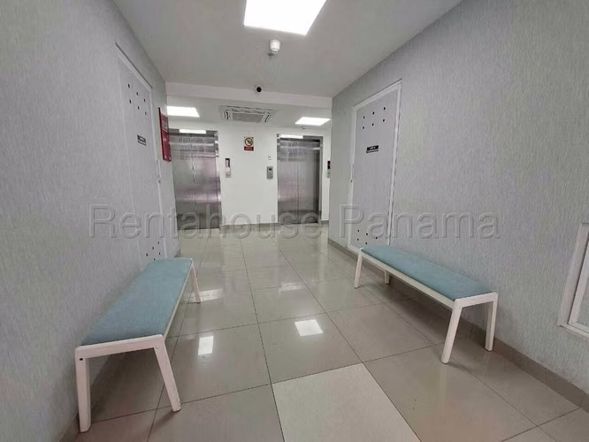 Apartamento en Alquiler en Transistmica RJ