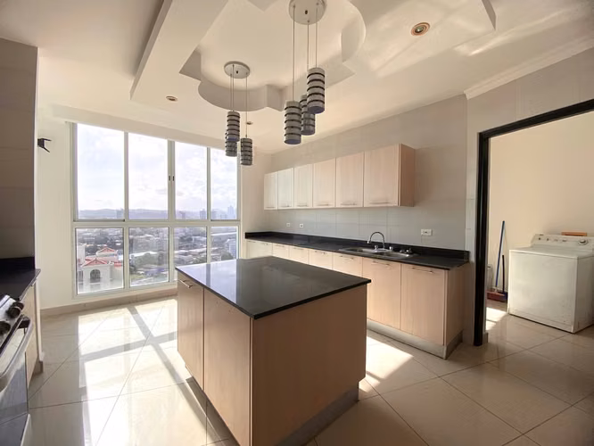 Venta de Apartamento en Hato Pintado PH Highland View - LH