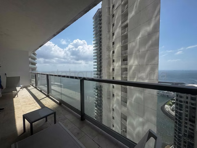 Apartamento en venta en Punta Pacifica PH TOC (antiguo Trump)
