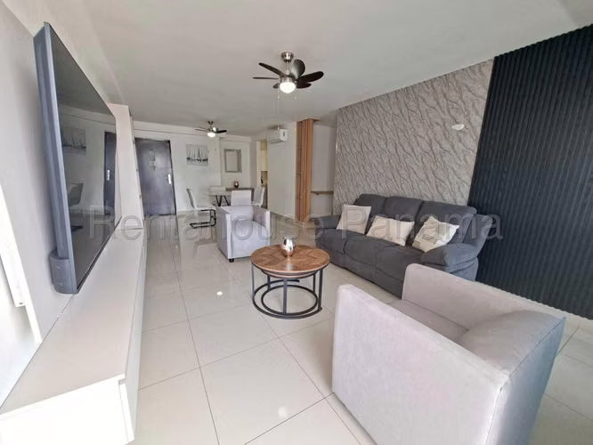 Apartamento en Alquiler en Bellavista RJ