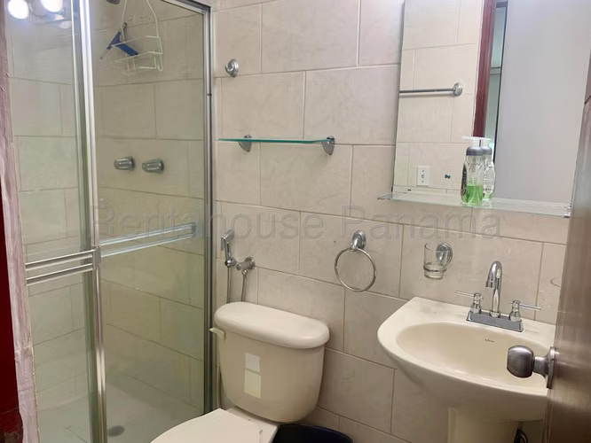 Apartamento en Alquiler en Transistmica RJ