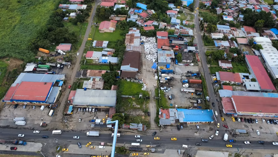 SE VENDE TERRENO EN CHILIBRE NEGOCIABLE