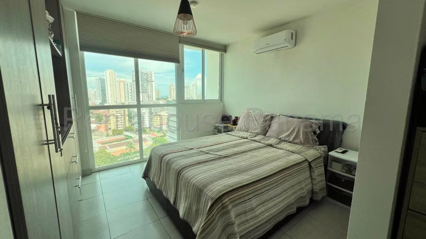 Alquiler de Apartamento en Vía España 26LBR1133