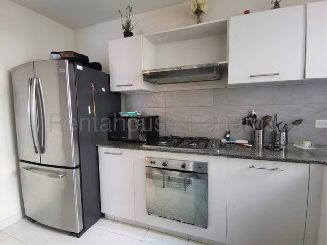 Alquiler de Apartamento en Versalles 26LBR7137
