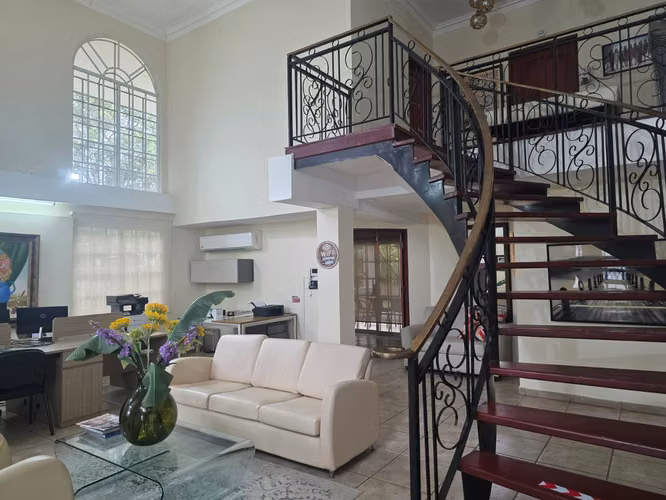 Melissa Foster Luxury Vende Versátil Casa Unifamiliar - Oficina en Diablo, Ancón MFR2076