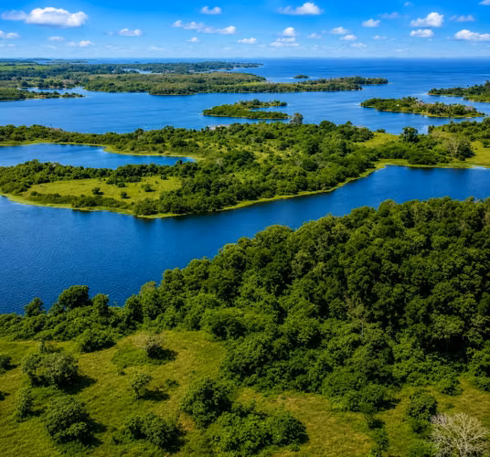 Terreno Frente al Lago Gatún de 14.5 Hectáreas para Desarrollo | La Arenosa