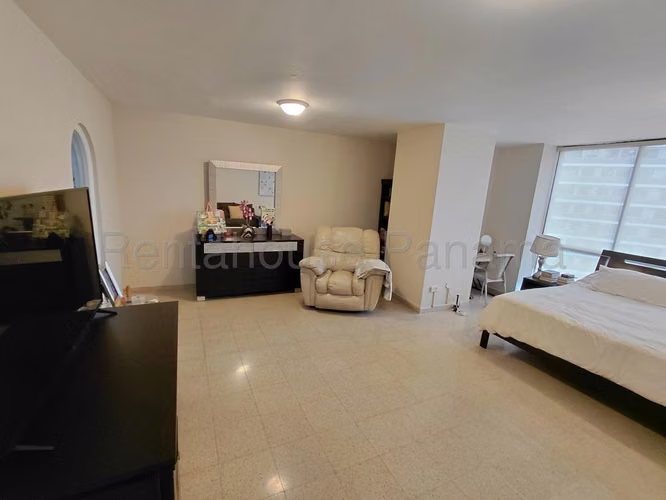Apartamento en Venta en Punta Paitilla. PH MAR DE PLATA. 25LDC10179