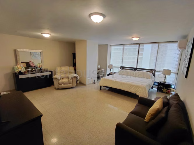 Apartamento en Venta en Punta Paitilla. PH MAR DE PLATA. 25LDC10179