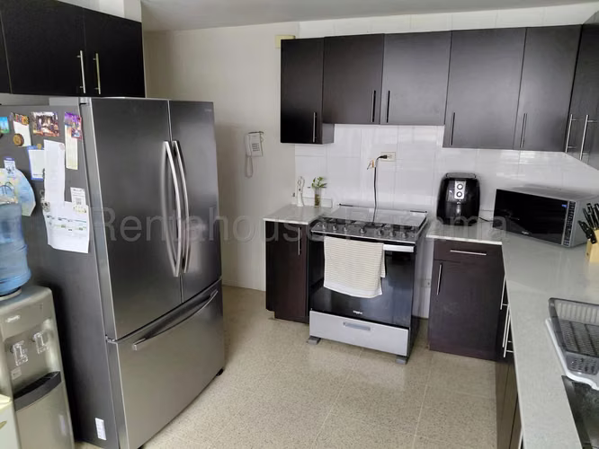 Apartamento en Venta en Punta Paitilla. PH MAR DE PLATA. 25LDC10179