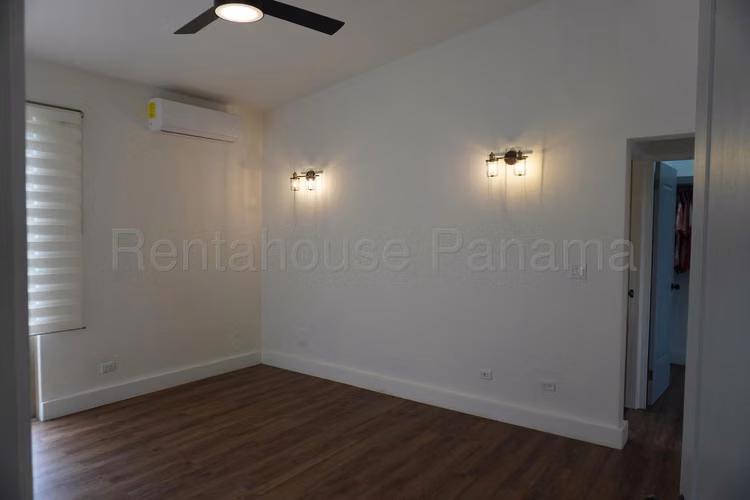 Se Vende Casa en Clayton LA27-671