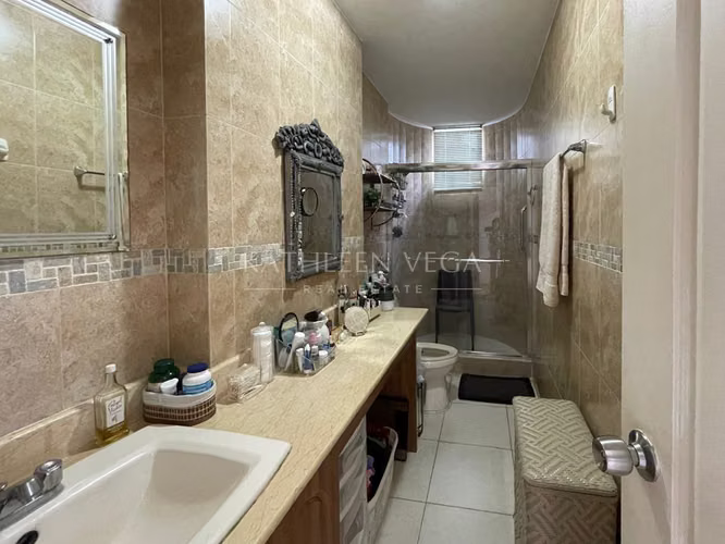 Apartamento de 3 recámaras en PH ROYAL POINT Hato Pintado