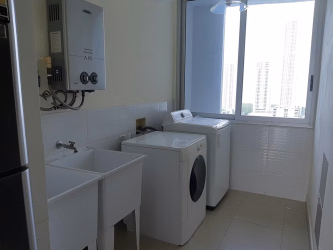 Alquiler de apartamento en Costa del Este AK