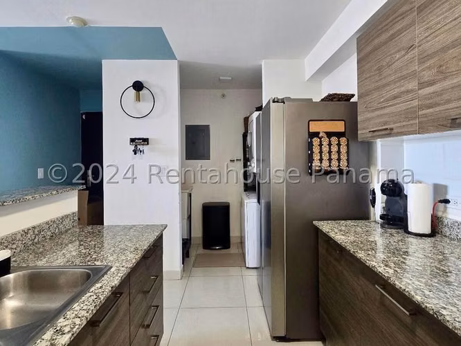 Apartamento amoblado en venta en Carrasquilla PH Mid Park