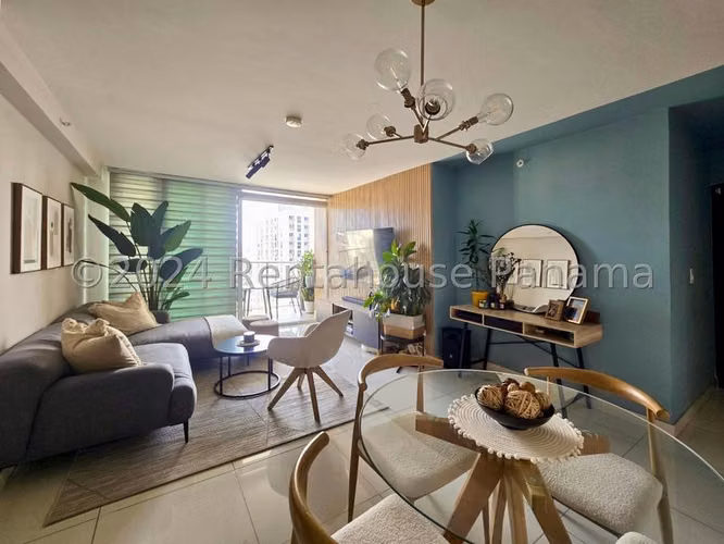 Apartamento amoblado en venta en Carrasquilla PH Mid Park