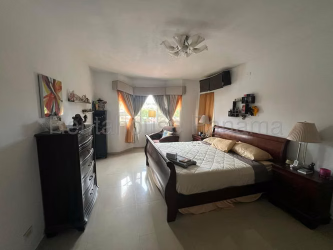 Casa en venta en Costa del Este PH Palmeras del Este