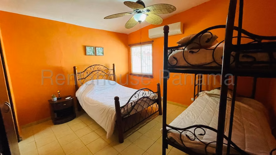 Venta de casa en Coronado AK