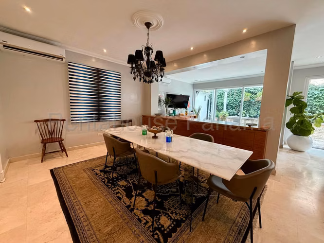 Venta de casa en Costa del Este AK