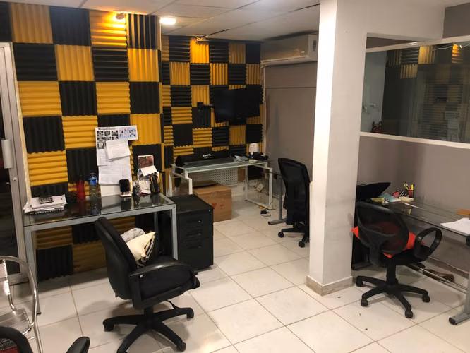 Casa en Venta y Alquiler Uso Comercial  – Obarrio, Ciudad de Panamá