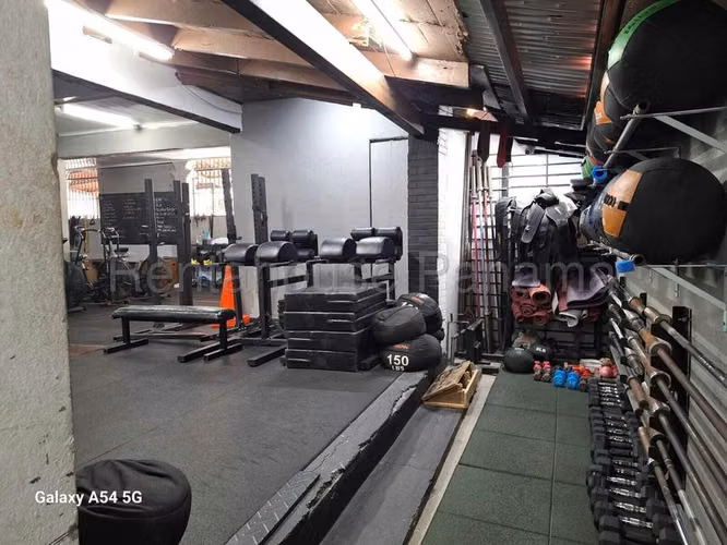 Casa comercial en venta en San Francisco
