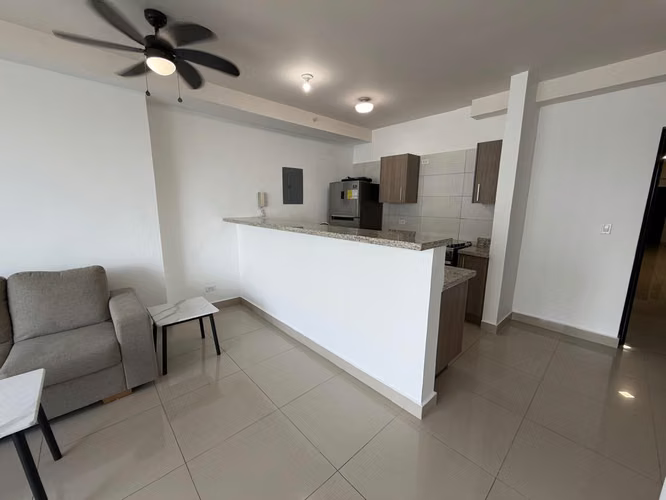 Venta Apartamento amoblado en PH  San Roque