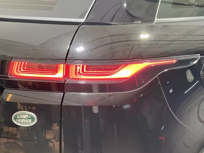 LAND ROVER RANGE ROVER EVOQUE 2023