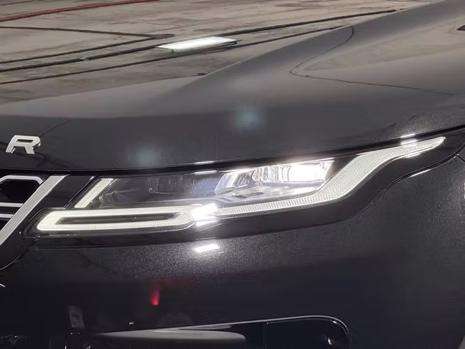 LAND ROVER RANGE ROVER EVOQUE 2023