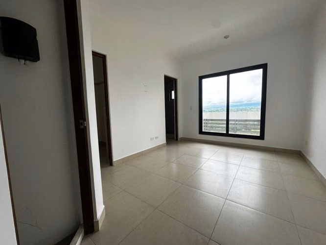 Venta Apartamento PH Las Olas II en San Carlos (BCO UNK)