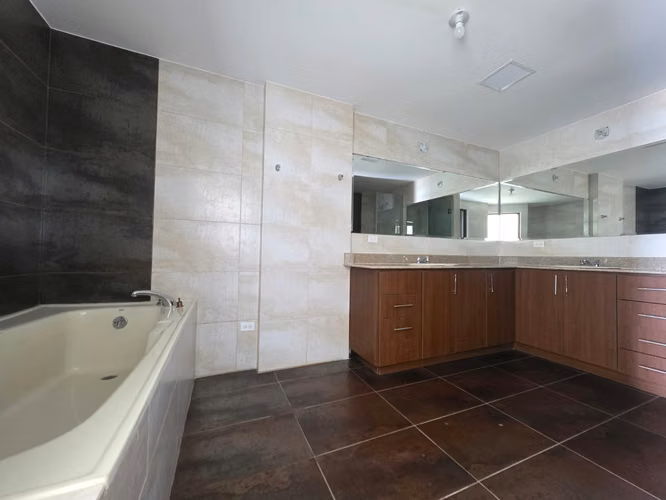 Venta Apartamento PH Las Olas II en San Carlos (BCO UNK)