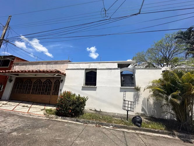 Sell casa in the Urb. Rocium meadows (BCO UNK)