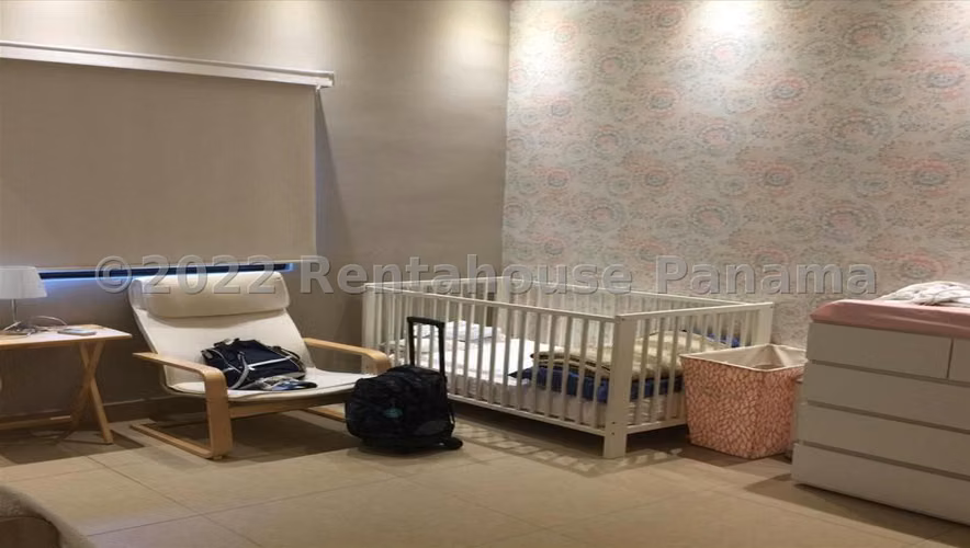 VENTA DE APARTAMENTO EN ALBROOK DCD26-7002
