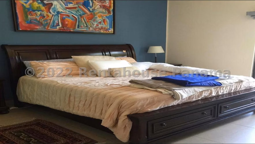 VENTA DE APARTAMENTO EN ALBROOK DCD26-7002