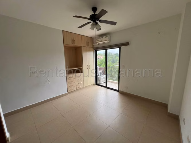 VENTA DE APARTAMENTO EN ALBROOK DCD25-9756