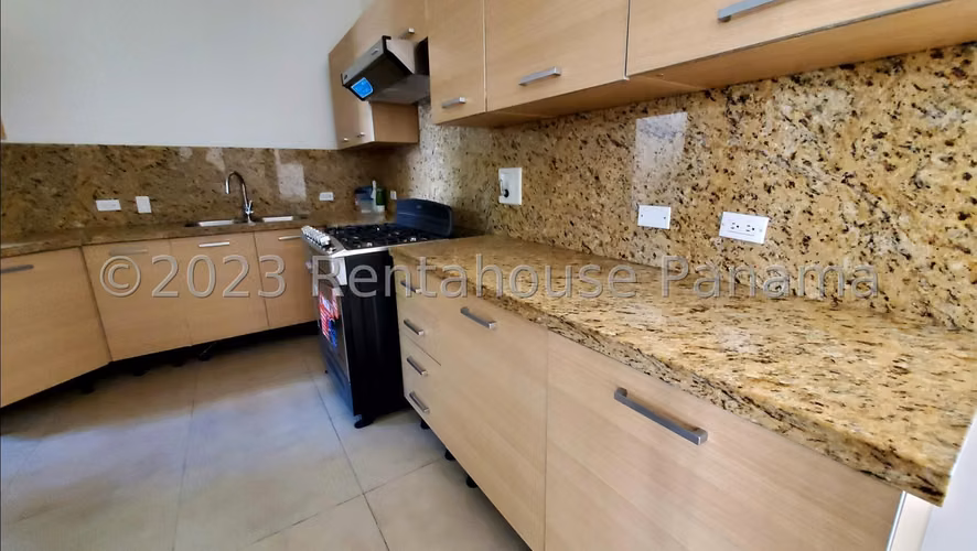 VENTA DE APARTAMENTO EN ALBROOK DCD23-6973