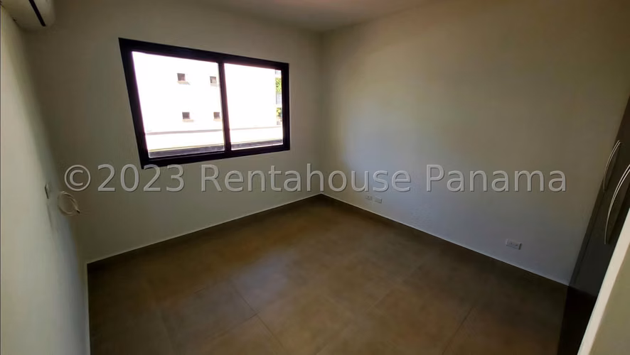 VENTA DE APARTAMENTO EN ALBROOK DCD23-6973