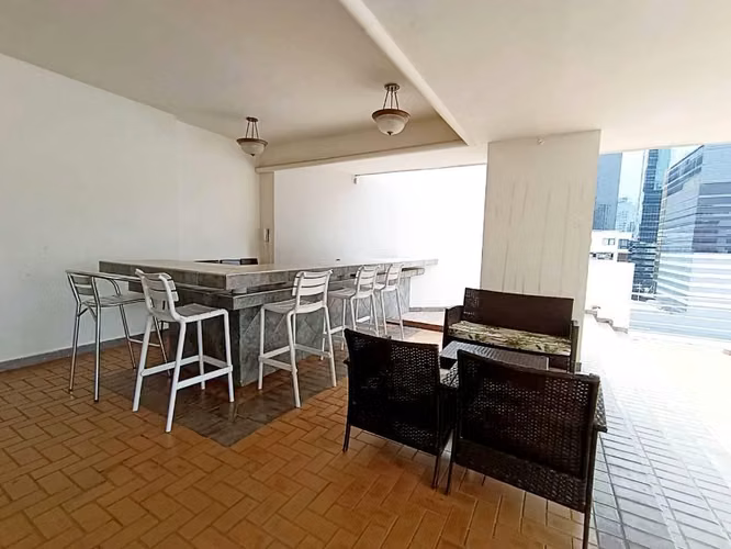 Se Alquila apto en Vista Tower, bellavista